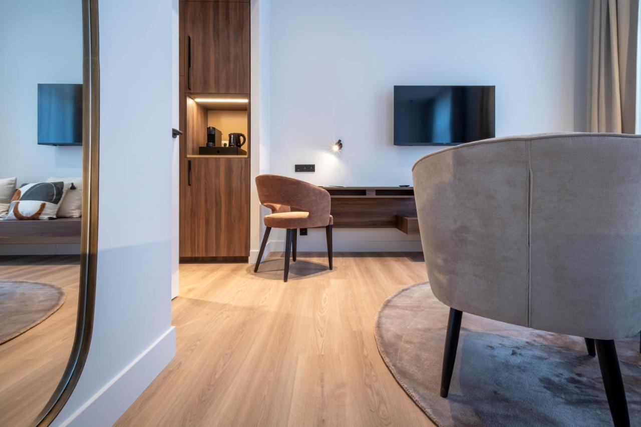 One Two Four - Hotel & Spa 헨트 외부 사진