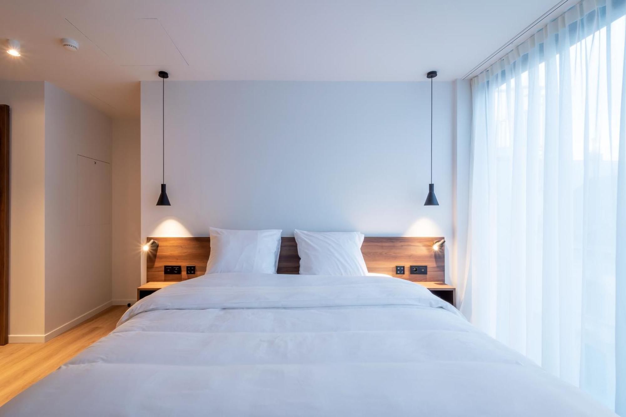 One Two Four - Hotel & Spa 헨트 외부 사진